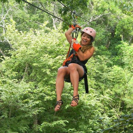 Mindo Eco Chalet Con Rio Y Cascada Ngoại thất bức ảnh
