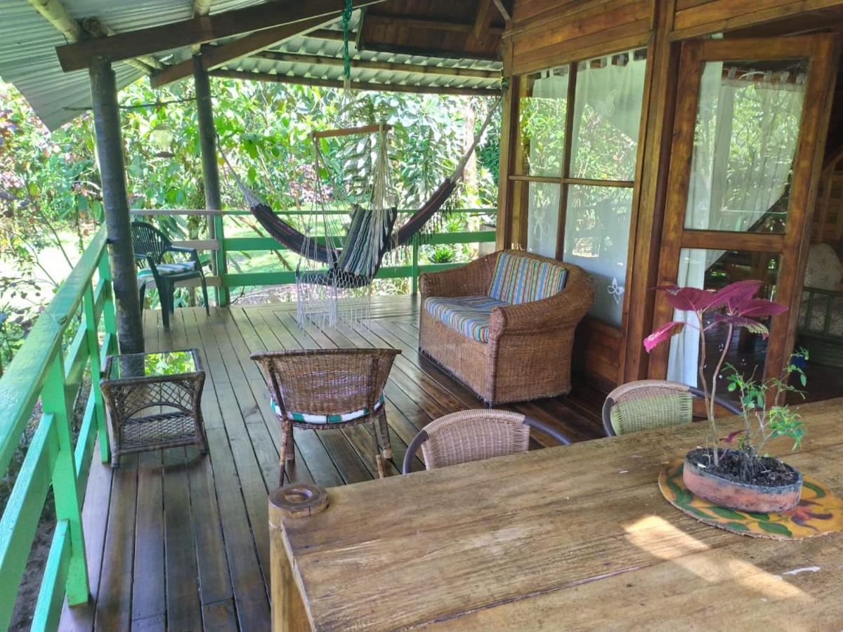 Mindo Eco Chalet Con Rio Y Cascada Ngoại thất bức ảnh